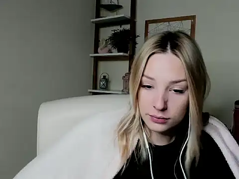 VelvetAngela online show from 02/24/26, 06:36