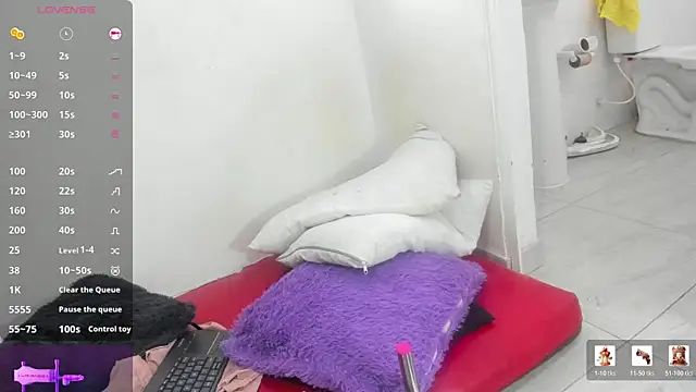 mature gold1 online show from 04/16/26, 12:17