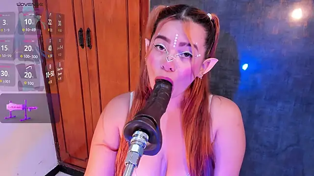 nicolle boobies online show from 04/07/26, 08:54