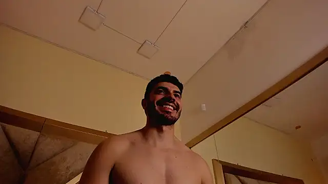 Snapshot of LaraandAxel chatting on 02/27/26, 08:19 LaraandAxel online show from 02/27/26, 08:19