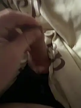 twankletoes1234 online show from 04/14/26, 06:29