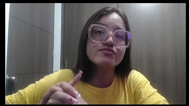 Snapshot of sheryl_25 chatting on 02/27/26, 03:07 sheryl 25 online show from 02/27/26, 03:07