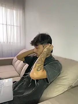 Snapshot of ruffvip chatting on 02/08/26, 07:44 ruffvip online show from 02/08/26, 07:44