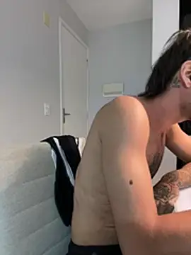 ruffvip online show from 04/02/26, 11:11