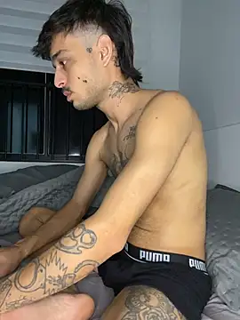 Snapshot of ruffvip chatting on 02/16/26, 02:10 ruffvip online show from 02/16/26, 02:10