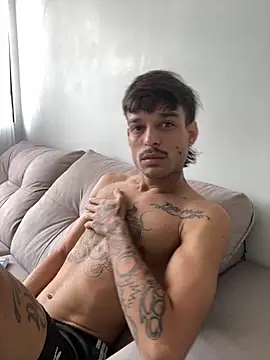 ruffvip online show from 03/23/26, 12:38