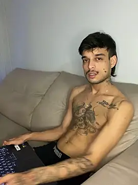 Snapshot of ruffvip chatting on 02/08/26, 04:21 ruffvip online show from 02/08/26, 04:21