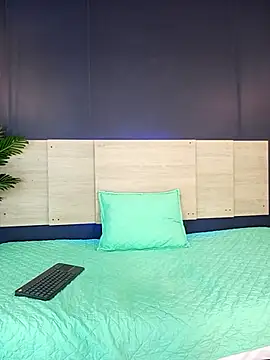 GrettaRouse online show from 03/19/26, 01:38