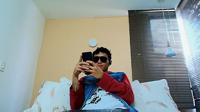 Damon Salvarote S online show from 03/11/26, 03:39