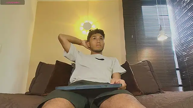 Damon Salvarote S online show from 04/13/26, 07:29