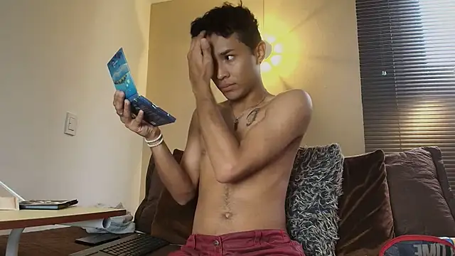 Snapshot of Damon_Salvarote_S chatting on 02/10/26, 07:35 Damon Salvarote S online show from 02/10/26, 07:35