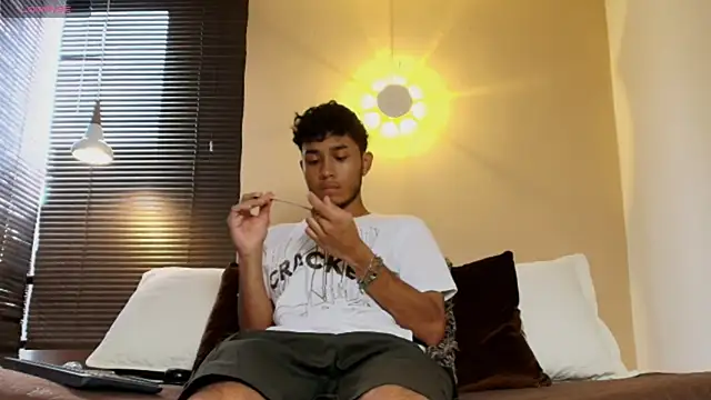 Damon Salvarote S online show from 04/15/26, 07:18