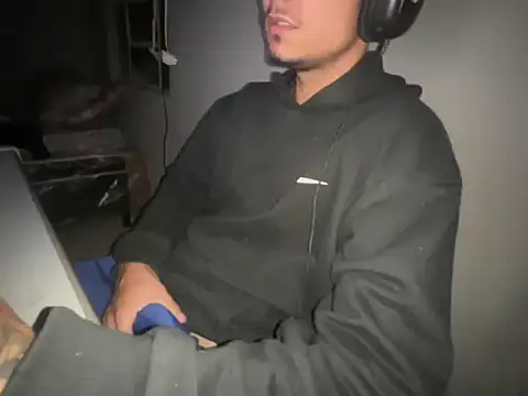 cerejadc online show from 04/13/26, 03:43