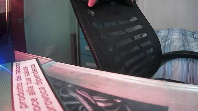 no-name15 online show from 02/08/26, 05:21