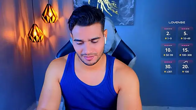 AndresRodriguez1 online show from 04/21/26, 12:34