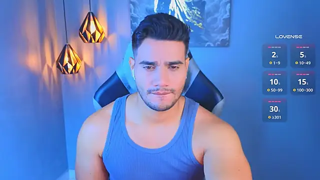 AndresRodriguez1 online show from 04/13/26, 01:15