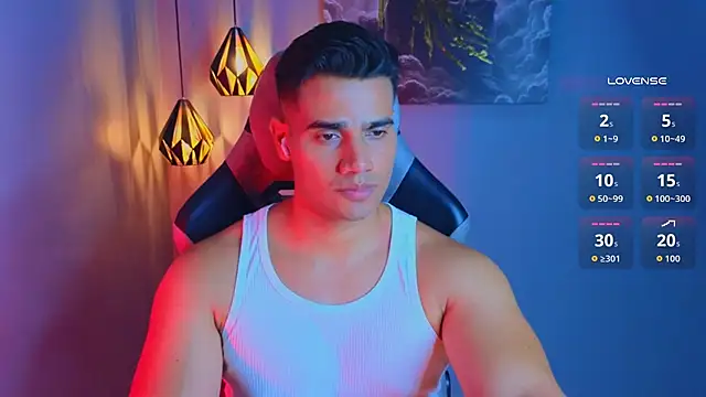 AndresRodriguez1 online show from 03/16/26, 12:51