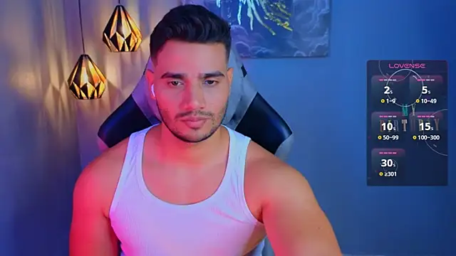 Snapshot of AndresRodriguez1 chatting on 02/26/26, 01:33 AndresRodriguez1 online show from 02/26/26, 01:33