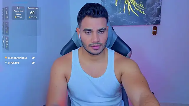 Snapshot of AndresRodriguez1 chatting on 06/21/26, 01:11 AndresRodriguez1 online show from 06/21/26, 01:11