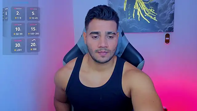 Snapshot of AndresRodriguez1 chatting on 06/18/26, 12:10 AndresRodriguez1 online show from 06/18/26, 12:10