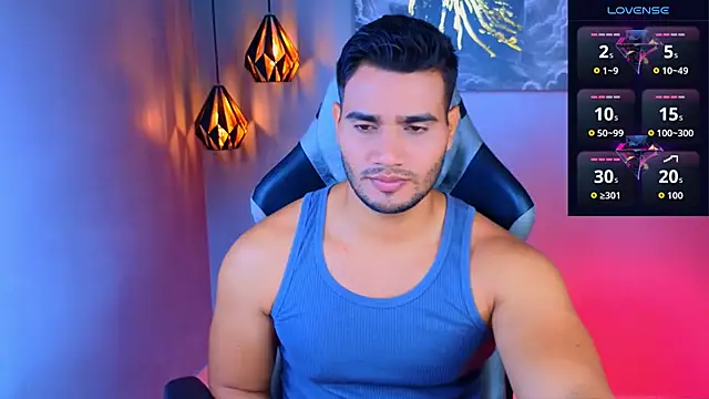 AndresRodriguez1 online show from 05/14/26, 12:24