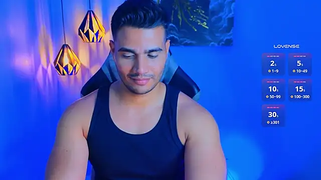 Snapshot of AndresRodriguez1 chatting on 02/21/26, 12:56 AndresRodriguez1 online show from 02/21/26, 12:56