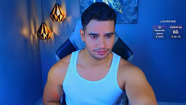 AndresRodriguez1 online show from 03/31/26, 01:13