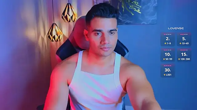 AndresRodriguez1 online show from 03/06/26, 01:11