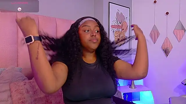 Aitana Oliveira online show from 02/10/26, 08:08