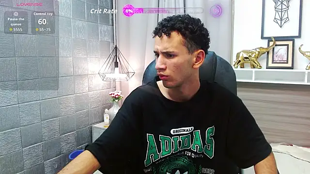 Snapshot of JDWhite18 chatting on 02/16/26, 02:43 JDWhite18 online show from 02/16/26, 02:43