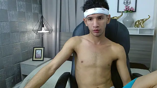 Snapshot of JDWhite18 chatting on 06/06/26, 04:07 JDWhite18 online show from 06/06/26, 04:07