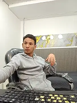 Snapshot of JDWhite18 chatting on 02/14/26, 04:02 JDWhite18 online show from 02/14/26, 04:02