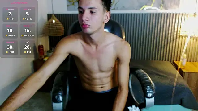 Snapshot of JDWhite18 chatting on 02/11/26, 03:28 JDWhite18 online show from 02/11/26, 03:28