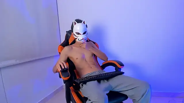 Snapshot of Senpai_Lover_ chatting on 02/08/26, 07:11 Senpai Lover online show from 02/08/26, 07:11