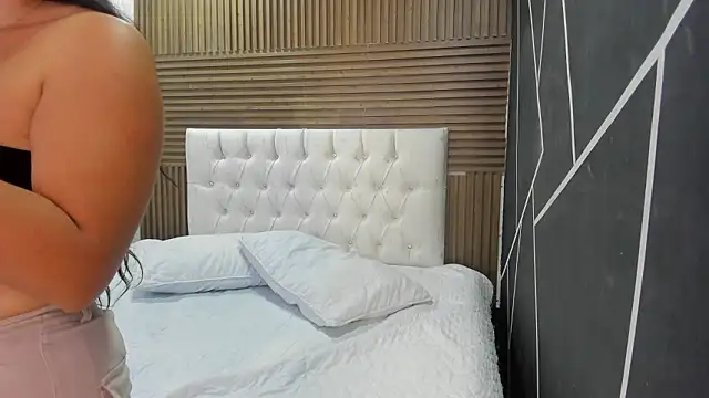 shaden  online show from 03/24/26, 08:31