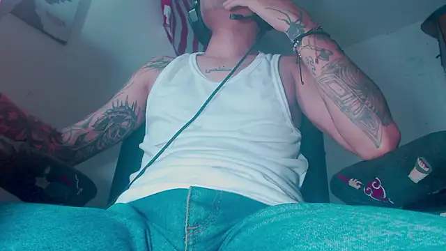 theskateboy online show from 02/11/26, 06:35