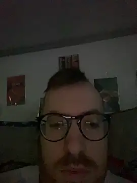 io1Elian online show from 04/15/26, 03:05