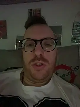 io1Elian online show from 04/14/26, 03:28