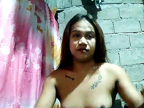 Snapshot of Queen-barbie chatting on 02/03/26, 03:50 Queen-barbie online show from 02/03/26, 03:50