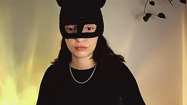 Onirica L online show from 07/12/26, 10:43