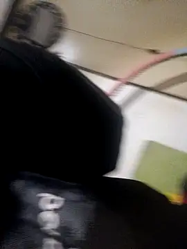 Snapshot of Pepik2390 chatting on 10/28/25, 03:11 Pepik2390 online show from 10/28/25, 03:11