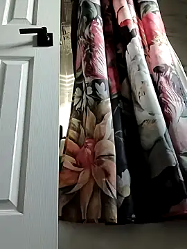 Snapshot of kloudmycock chatting on 02/13/26, 10:54 kloudmycock online show from 02/13/26, 10:54