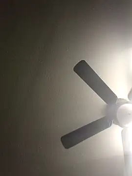 Snapshot of kloudmycock chatting on 03/02/26, 02:23 kloudmycock online show from 03/02/26, 02:23