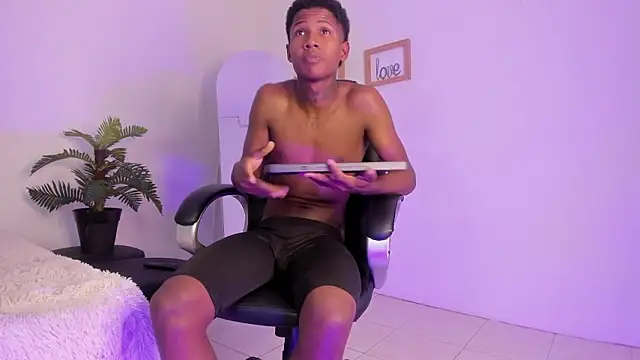 im oleiderr online show from 02/28/26, 04:23