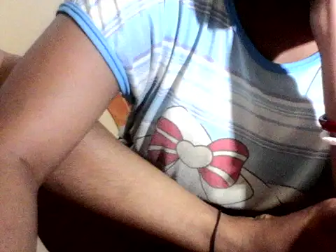 debykajal online show from 04/19/26, 06:21