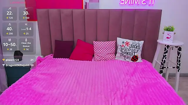 Snapshot of MIla_Stunning chatting on 05/08/26, 01:31 MIla Stunning online show from 05/08/26, 01:31