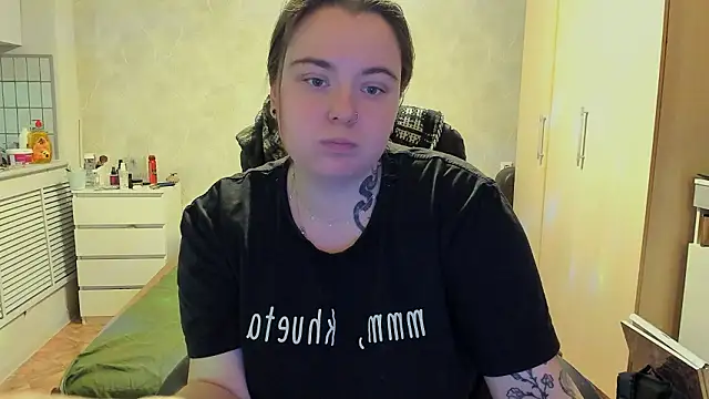 Snapshot of katya_idinax chatting on 02/05/26, 03:08 katya idinax online show from 02/05/26, 03:08