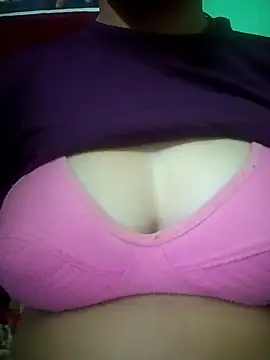 Snapshot of Meena_sakshi chatting on 02/26/26, 10:32 Meena sakshi online show from 02/26/26, 10:32