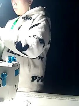 Snapshot of cana4455 chatting on 02/07/26, 12:24 cana4455 online show from 02/07/26, 12:24