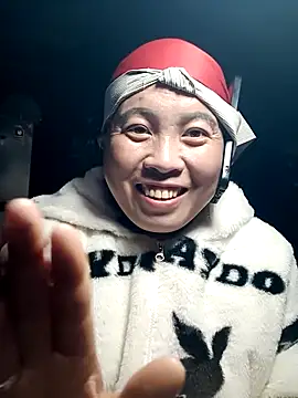 Snapshot of cana4455 chatting on 02/09/26, 03:37 cana4455 online show from 02/09/26, 03:37